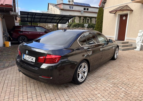 BMW Seria 5 cena 59999 przebieg: 225000, rok produkcji 2014 z Darłowo małe 631